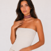 Choker de encaje bordado color burdeos, modelo Vega – Traselvelo